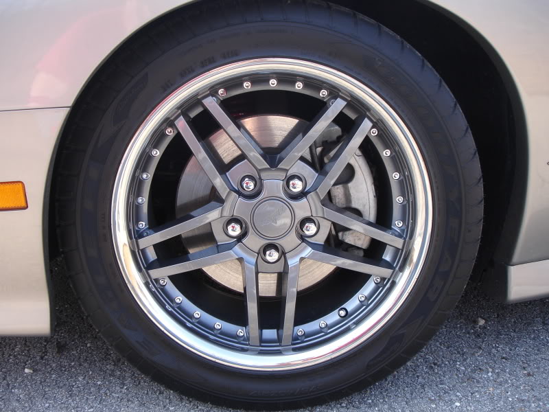 photo 1 Chevrolet Camaro custom wheels   17x9.5, ET , tire size X R17. 18x10.5 ET 