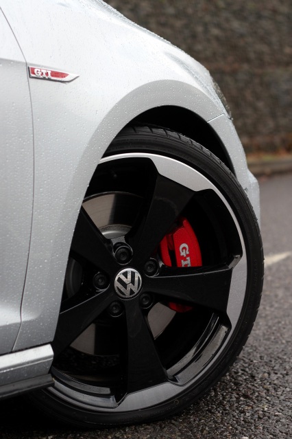 photo 1 Volkswagen e-Golf custom wheels VW GLENDALE 19x7.5, ET +51, tire size X R19. x ET