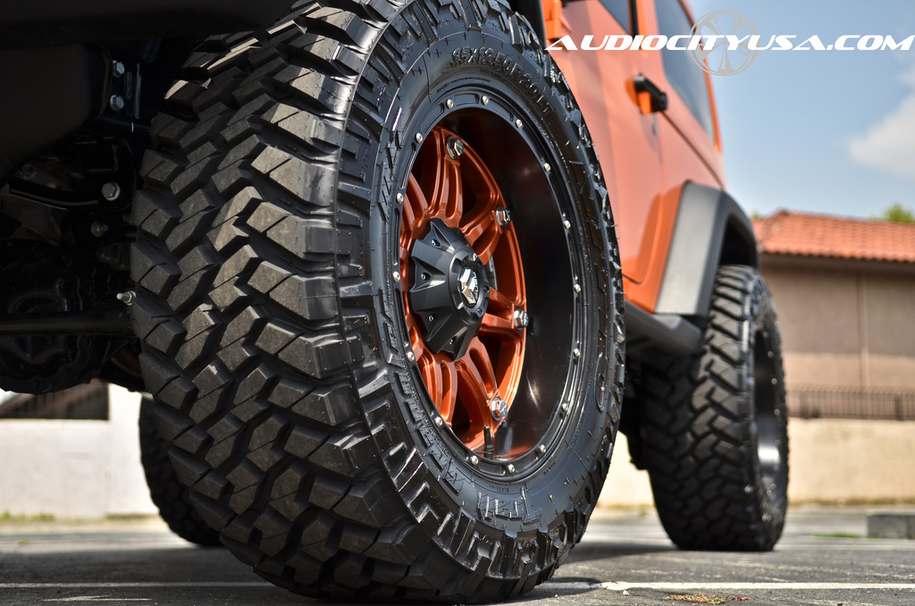 photo 4 Jeep Wrangler custom wheels Fuel  Hostage 20x9.0, ET , tire size 305/60 R20. x ET