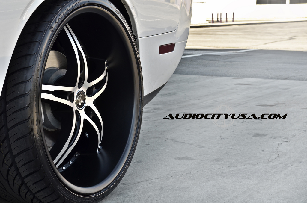 photo 1 Dodge Challenger custom wheels 2 Crave  22x9.0, ET , tire size 265/30 R22. 22x10.5 ET 295/25 R22