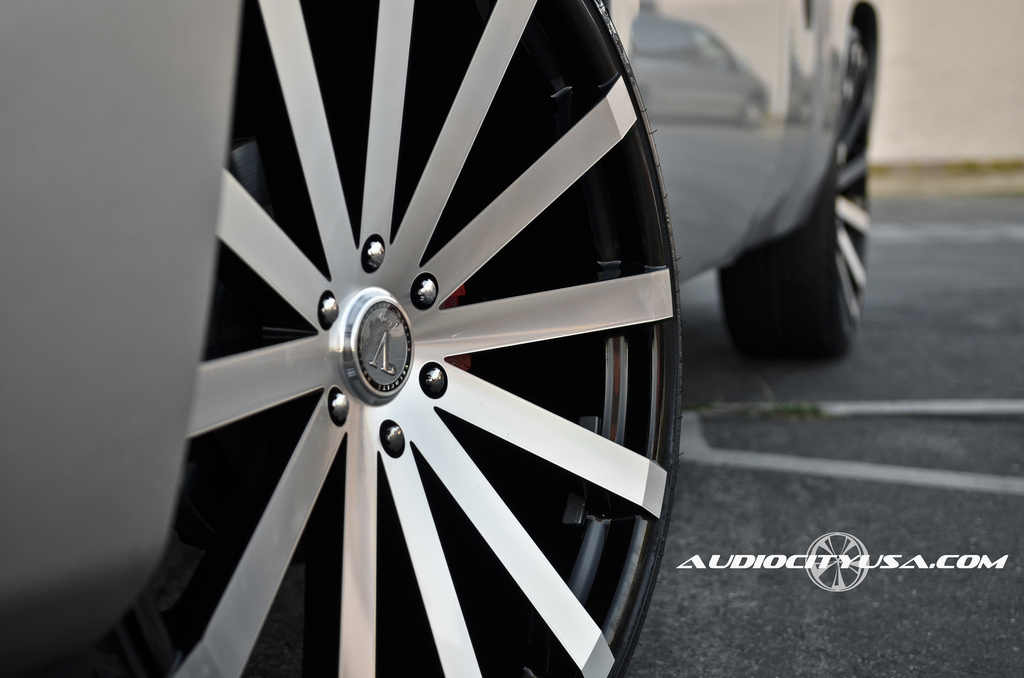 photo 1 Chevrolet Silverado 1500 custom wheels Velocity VW 12 26x10.0, ET , tire size 255/30 R26. x ET