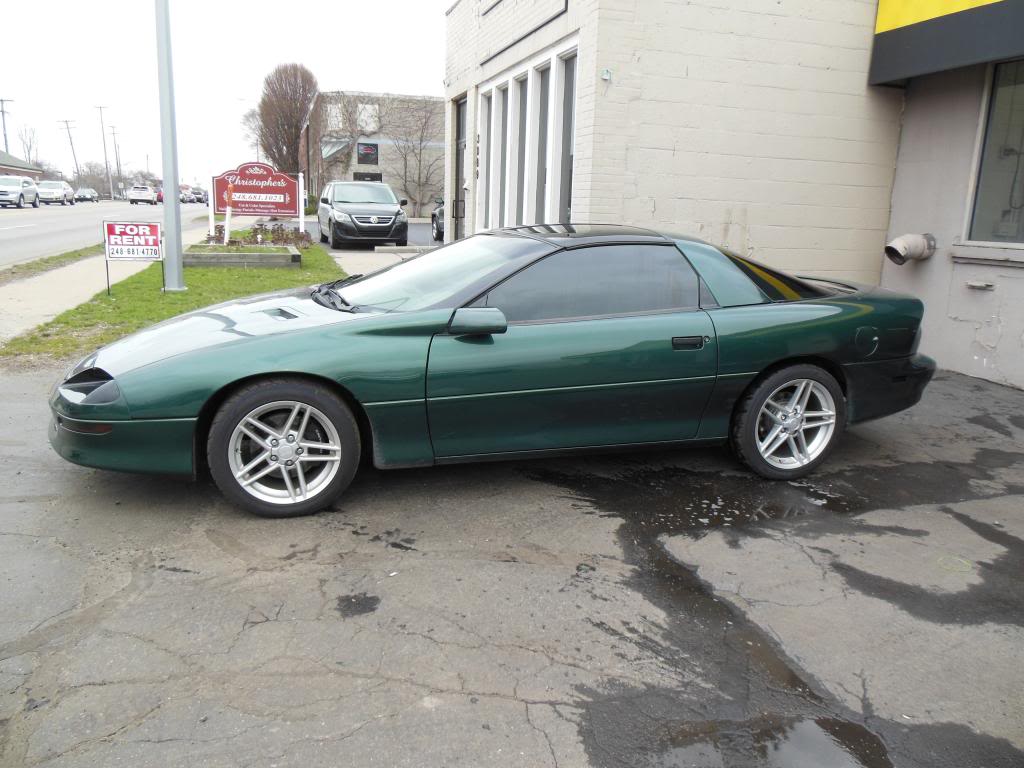 photo 2 Chevrolet Camaro custom wheels C6  17x9.5, ET , tire size X R17. 18x10.5 ET 