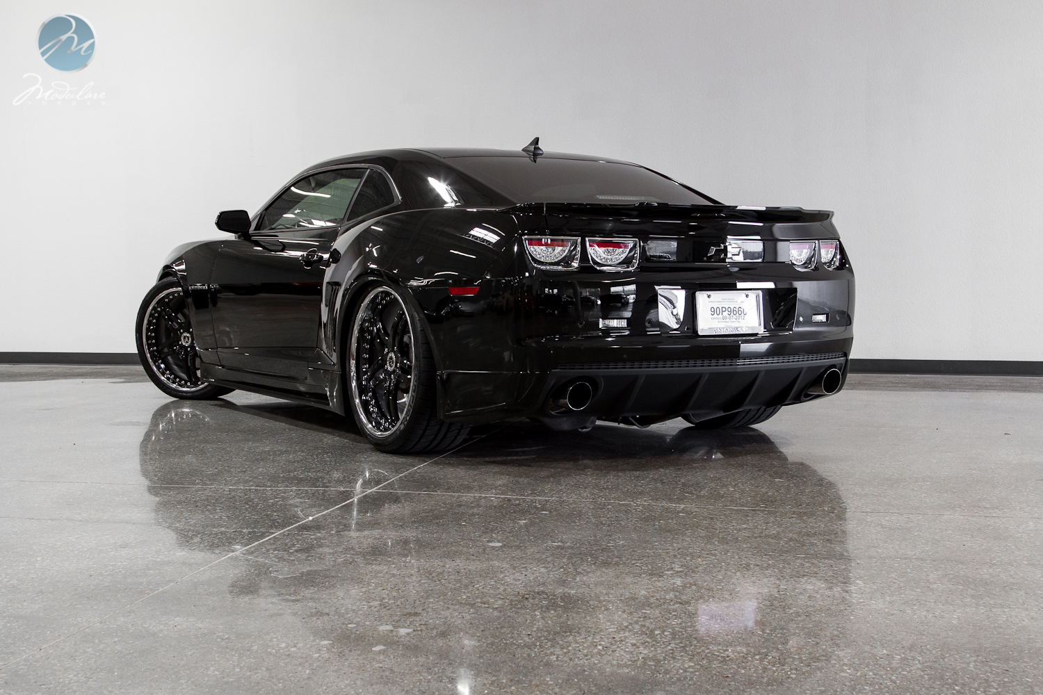 photo 5 Chevrolet Camaro custom wheels Modulare M22 22x9.0, ET , tire size 265/35 R22. 22x10.5 ET 295/30 R22