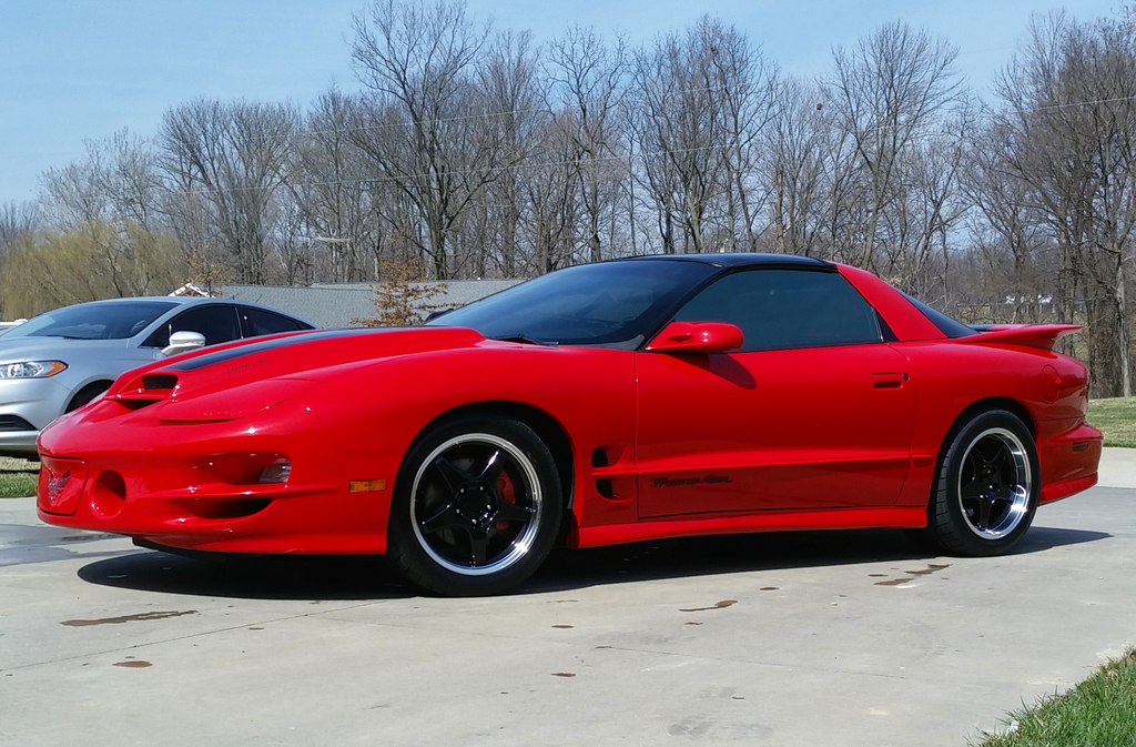 photo 1 Chevrolet Camaro custom wheels OE  17x9.5, ET , tire size 275/40 R17. 17x11.0 ET 315/35 R17