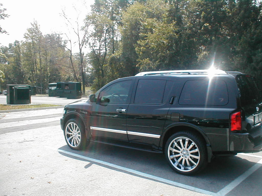 photo 1 Infiniti QX56 custom wheels 24x, ET , tire size 285/40 R24. x ET