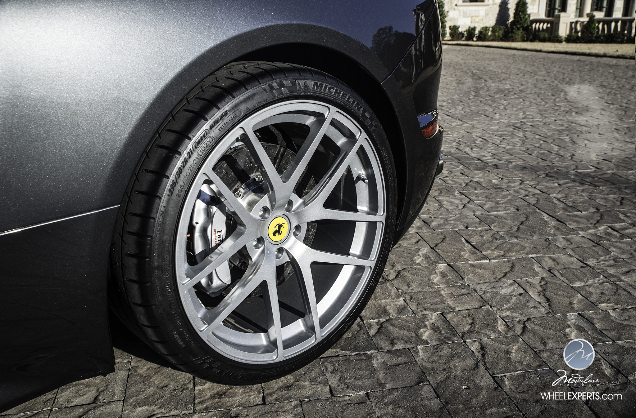 photo 1 Ferrari California custom wheels Modulare  B18 20x, ET , tire size X R20. 21x ET 