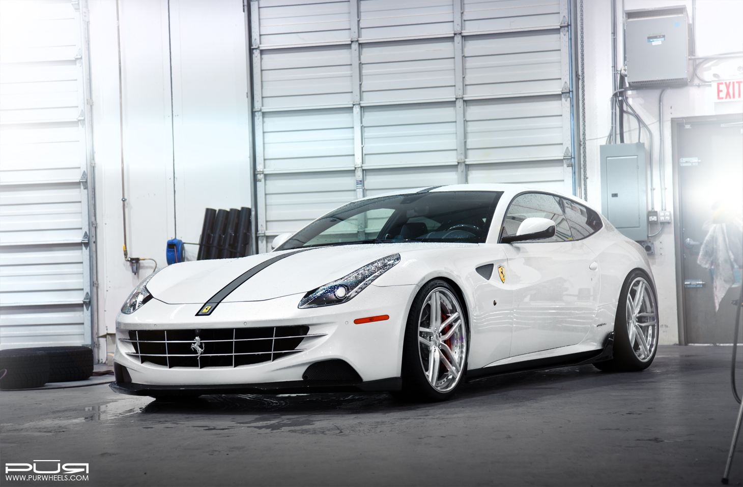 photo 1 Ferrari FF custom wheels PUR LX13.V3  21x9.0, ET , tire size X R21. 22x12.0 ET 