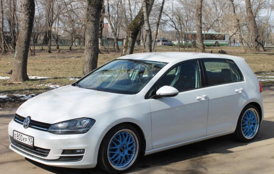 photo 2 Volkswagen Golf GTI custom wheels BBS LM 18x7.5, ET +45, tire size 245/40 R18. x ET