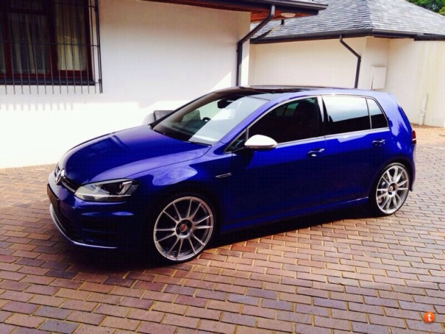 photo 1 Volkswagen Golf GTI custom wheels OZ  ULTRALEGGERA HLT 20x8.5, ET +45, tire size X R20. x ET 