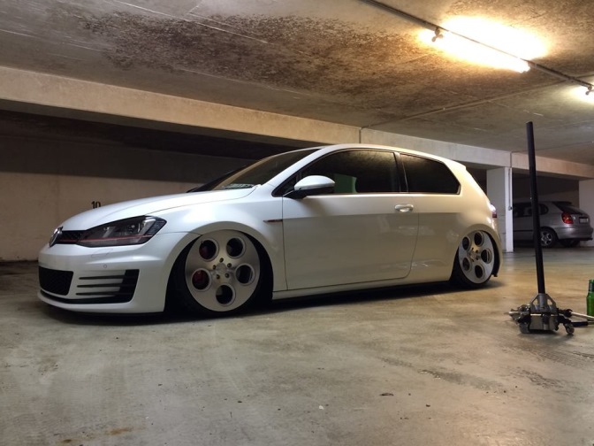 photo 1 Volkswagen Golf GTI custom wheels ROTIFORM  DIA 20x, ET , tire size X R20. x ET 