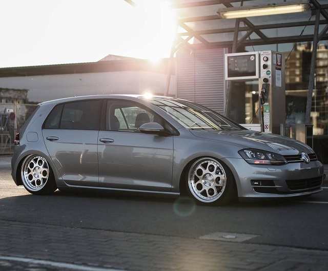 photo 2 Volkswagen Golf GTI custom wheels ISPIRI CSR4 18x8.0, ET +45, tire size X R18. 18x9.0 ET+38