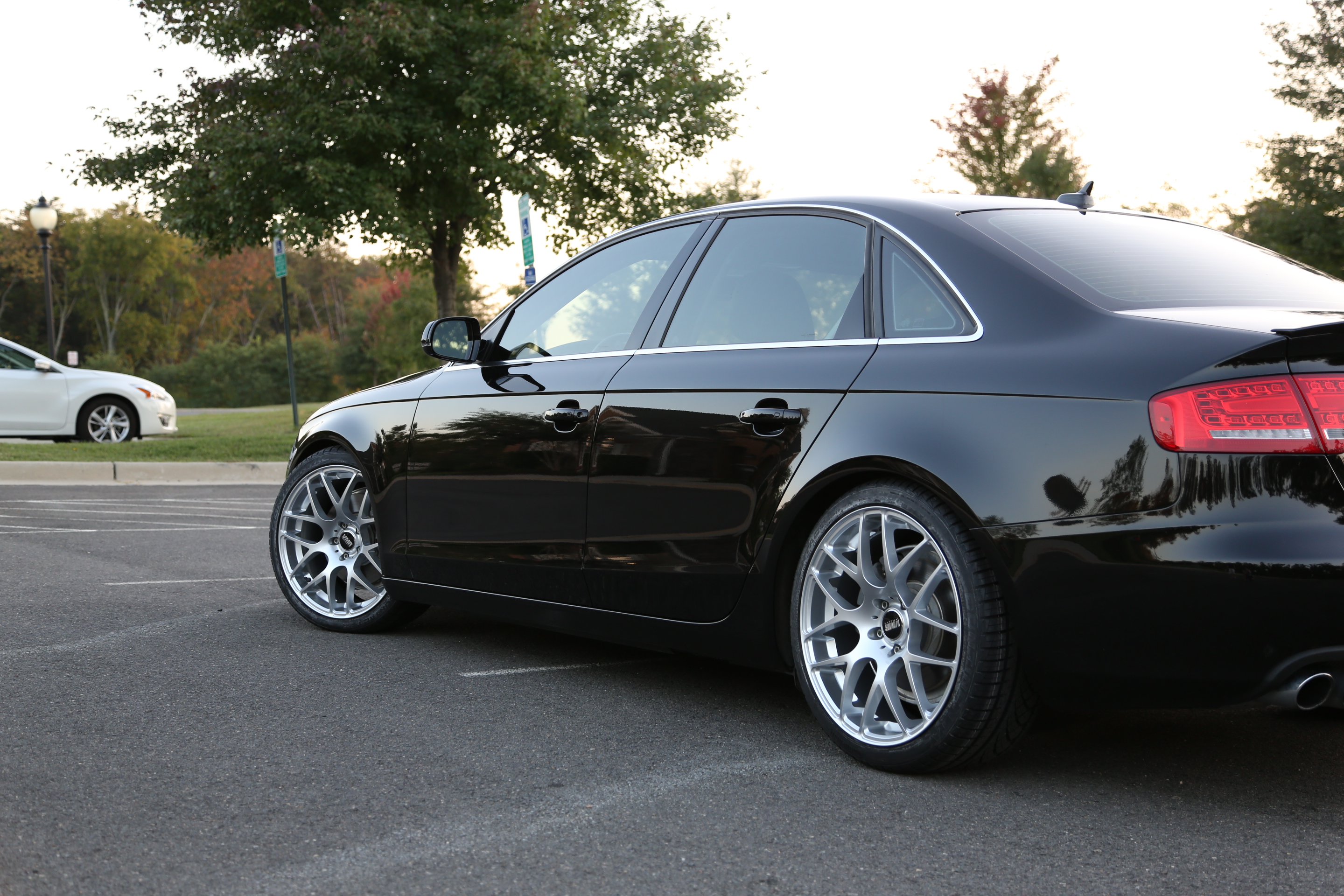 photo 2 Audi A4 custom wheels VMR  V710  19x8.5, ET +35, tire size 245/35 R19. x ET 