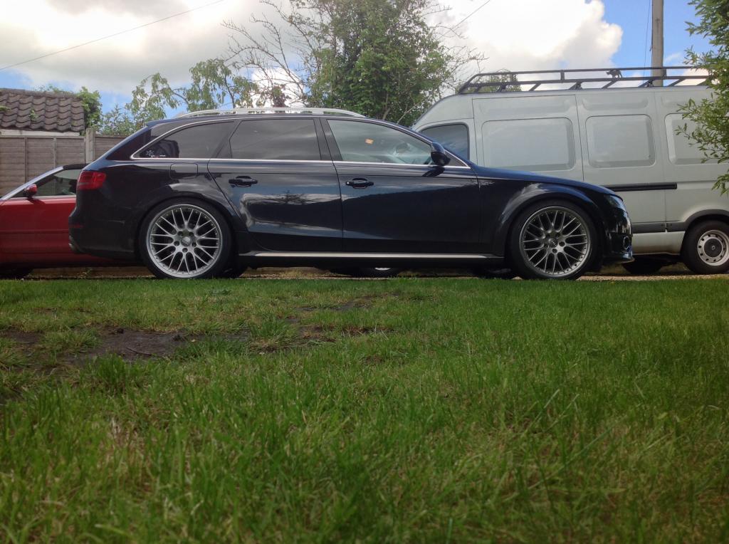 photo 1 Audi A4 custom wheels OEM Q7 20x10.0, ET +25, tire size 255/35 R20. x ET