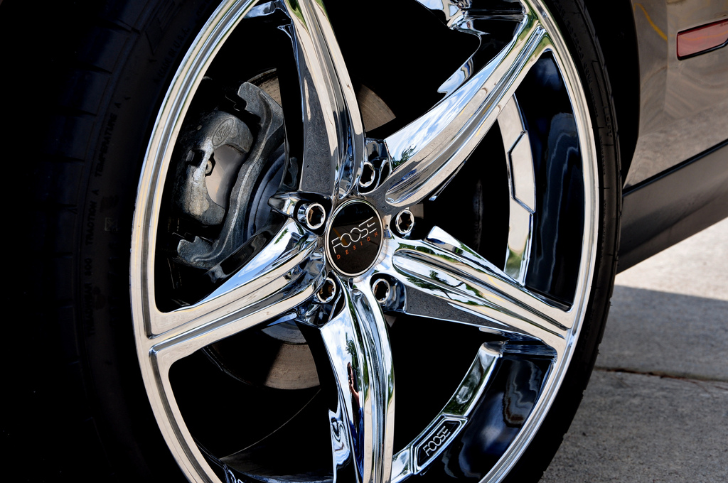 photo 1 Ford Mustang custom wheels Foose  20x8.5, ET , tire size 255/35 R20. 20x10.0 ET 285/30 R20