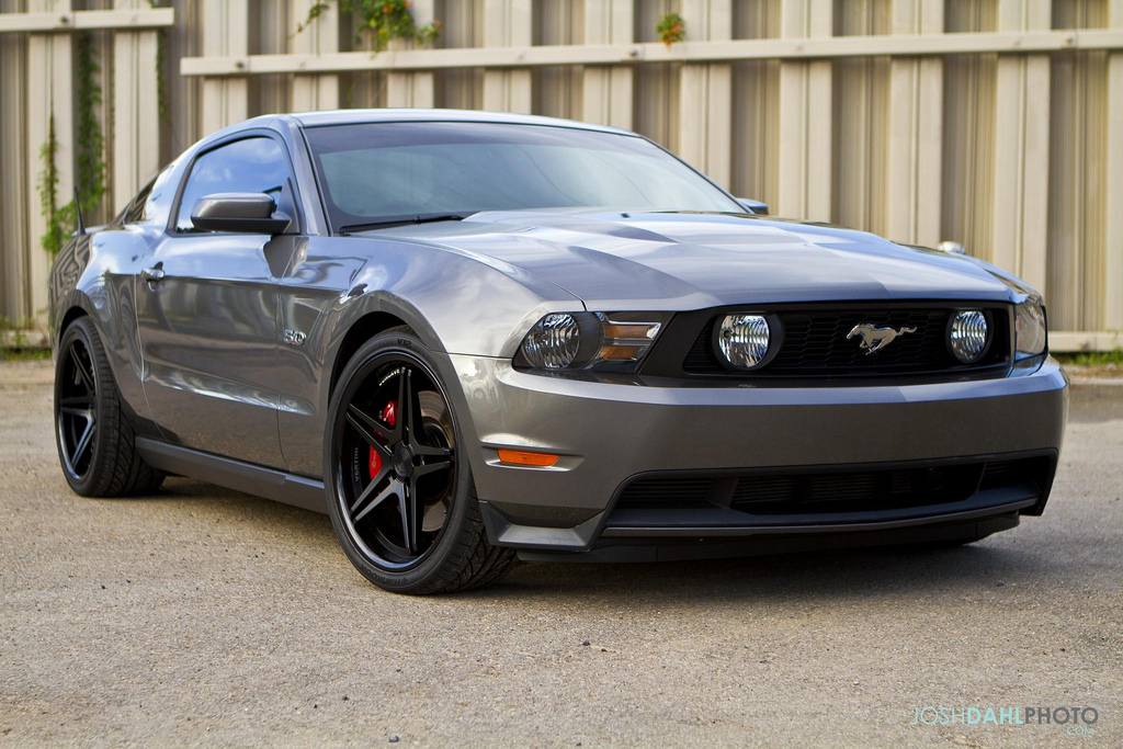 photo 5 Ford Mustang custom wheels Vertini Concave Monaco  20x8.5, ET +32, tire size 255/35 R20. 20x10.0 ET+38 285/30 R20