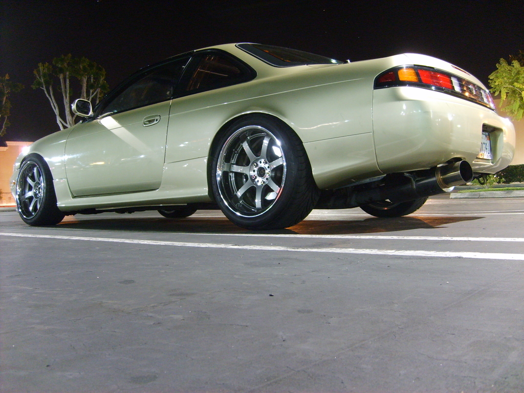 photo 7 Nissan S14 custom wheels Rays Engineering Gram Lights 57S-Pro 18x9.0, ET 0, tire size 225/40 R18. 18x10.0 ET+10 245/40 R18