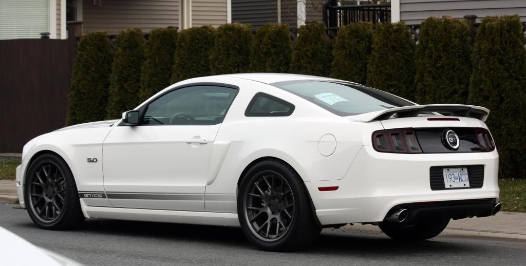 photo 1 Ford Mustang custom wheels Vossen  CV2 20x9.0, ET , tire size 265/35 R20. 20x10.5 ET 305/35 R20