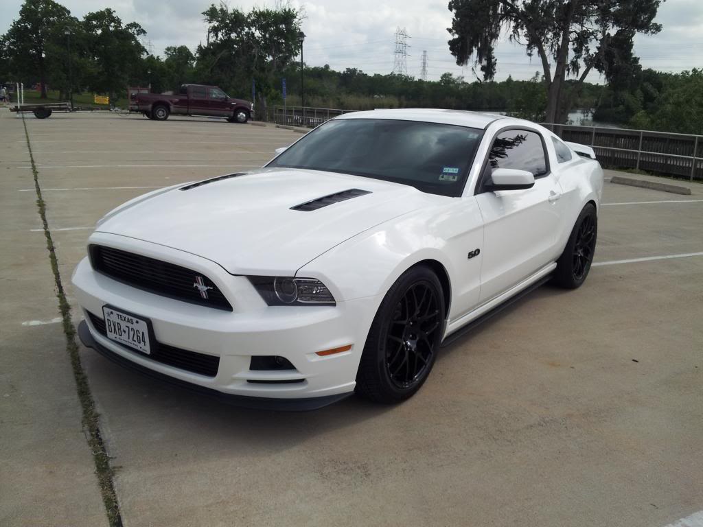 photo 4 Ford Mustang custom wheels AMR 19x8.5, ET , tire size 305/35 R19. 20x10.0 ET