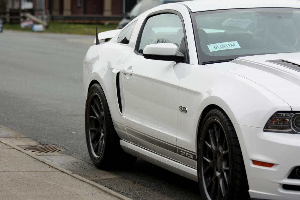 photo 6 Ford Mustang custom wheels AMR 19x8.5, ET , tire size 305/35 R19. 20x10.0 ET