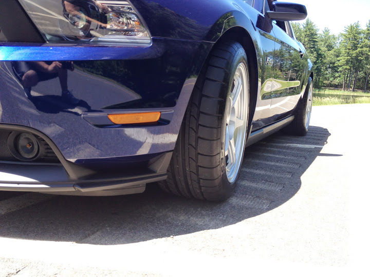 photo 4 Ford Mustang custom wheels D-Force  18x10.0, ET , tire size 275/40 R18. x ET