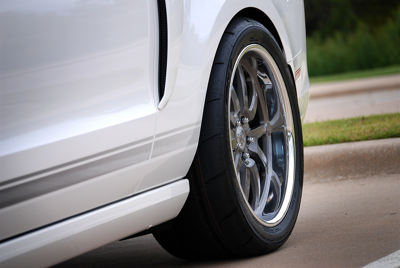 photo 3 Ford Mustang custom wheels Forged  Super Sport 20x9.0, ET , tire size 275/35 R20. 20x10.5 ET 315/35 R20