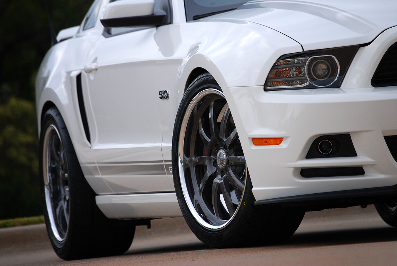 photo 6 Ford Mustang custom wheels Forged  Super Sport 20x9.0, ET , tire size 275/35 R20. 20x10.5 ET 315/35 R20