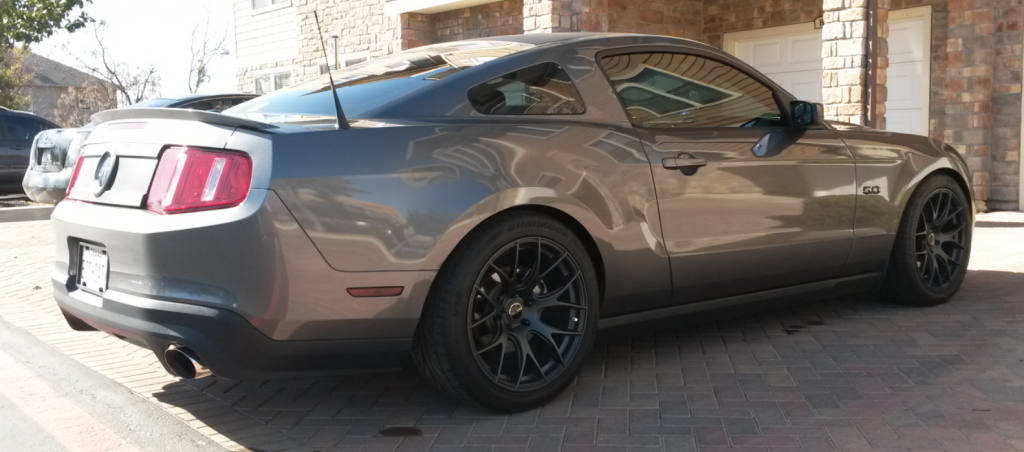 photo 1 Ford Mustang custom wheels Linea Corse 818 19x8.5, ET +30, tire size 245/45 R19. 19x10.0 ET+38 275/40 R19