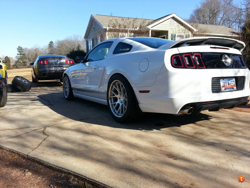 photo 2 Ford Mustang custom wheels Vossen VVS-CV2 20x9.0, ET , tire size 255/35 R20. 20x10.5 ET 315/35 R20