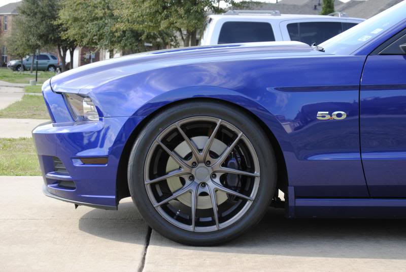 photo 1 Ford Mustang custom wheels Niche  Targa  20x10.0, ET +40, tire size 295/35 R20. x ET 
