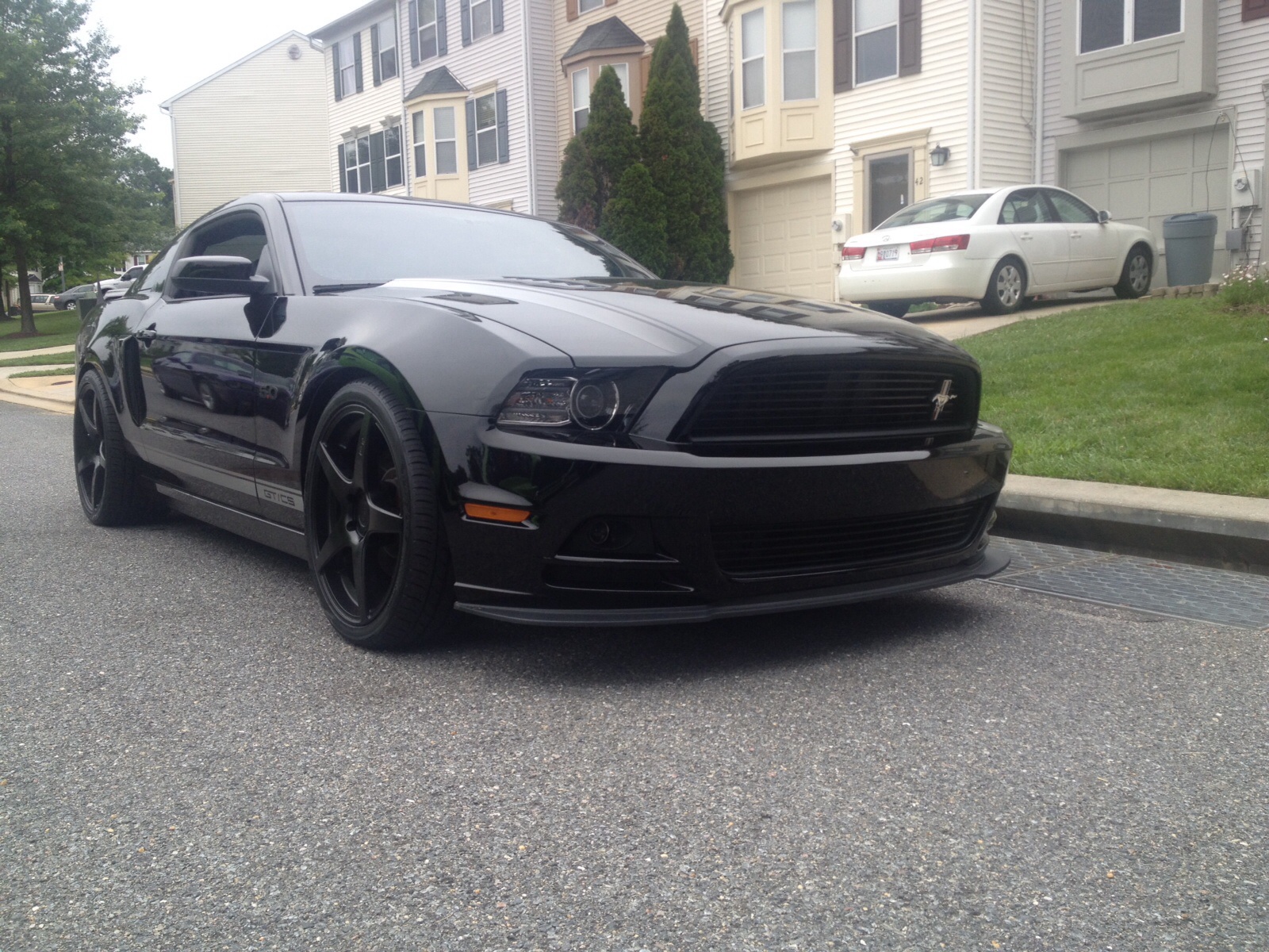 photo 2 Ford Mustang custom wheels Niche  GT-5 20x8.5, ET +20, tire size 255/35 R20. 20x10.0 ET+40 295/30 R20