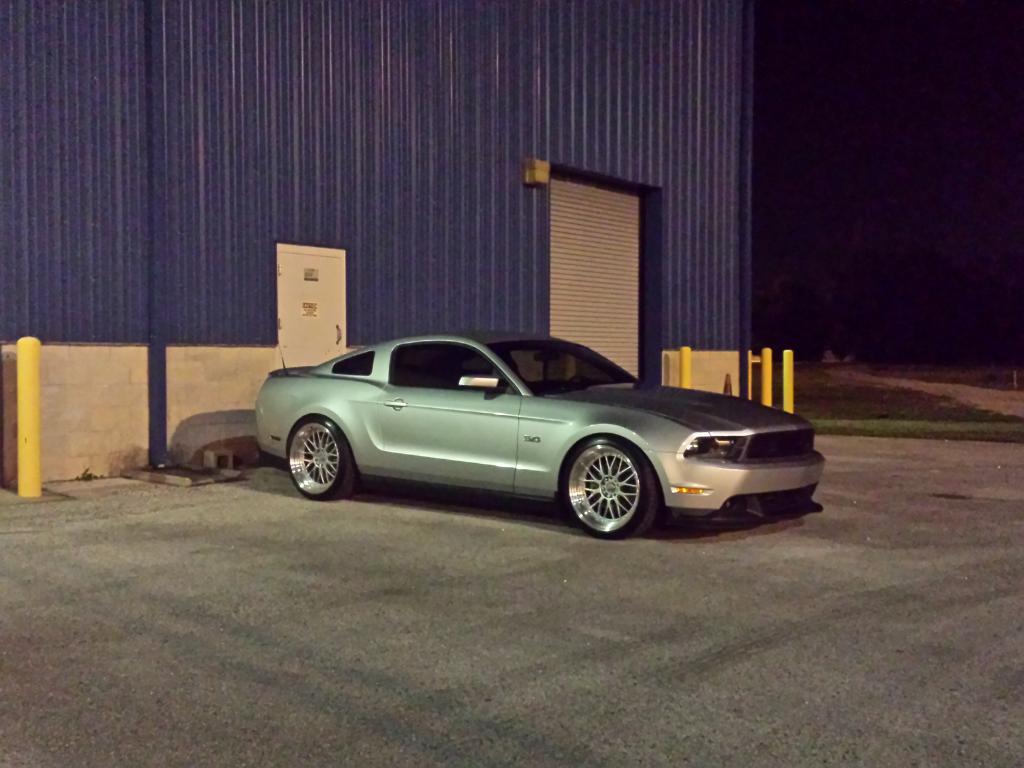 photo 3 Ford Mustang custom wheels XXR  521 20x10.5, ET +30, tire size 275/35 R20. x ET