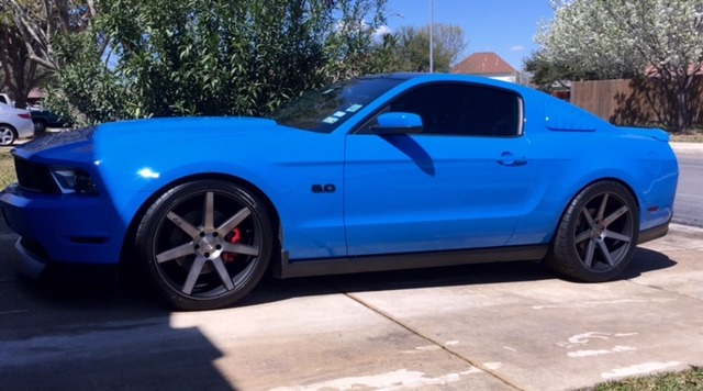 photo 2 Ford Mustang custom wheels Niche  Verona 20x9.0, ET , tire size 265/35 R20. 20x10.0 ET 305/35 R20