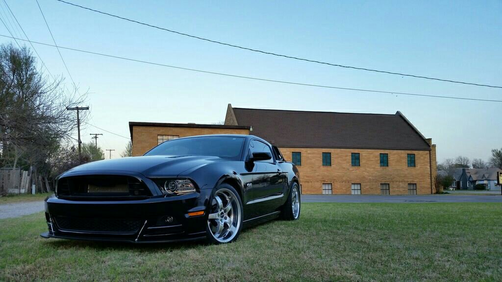 photo 5 Ford Mustang custom wheels MMD Kage 19x8.5, ET , tire size 245/35 R19. 19x10.0 ET 305/30 R19