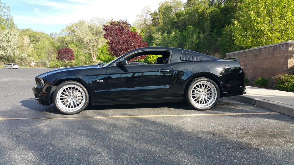 photo 1 Ford Mustang custom wheels TSW Parabolica 20x9.0, ET +30, tire size 275/35 R20. x ET
