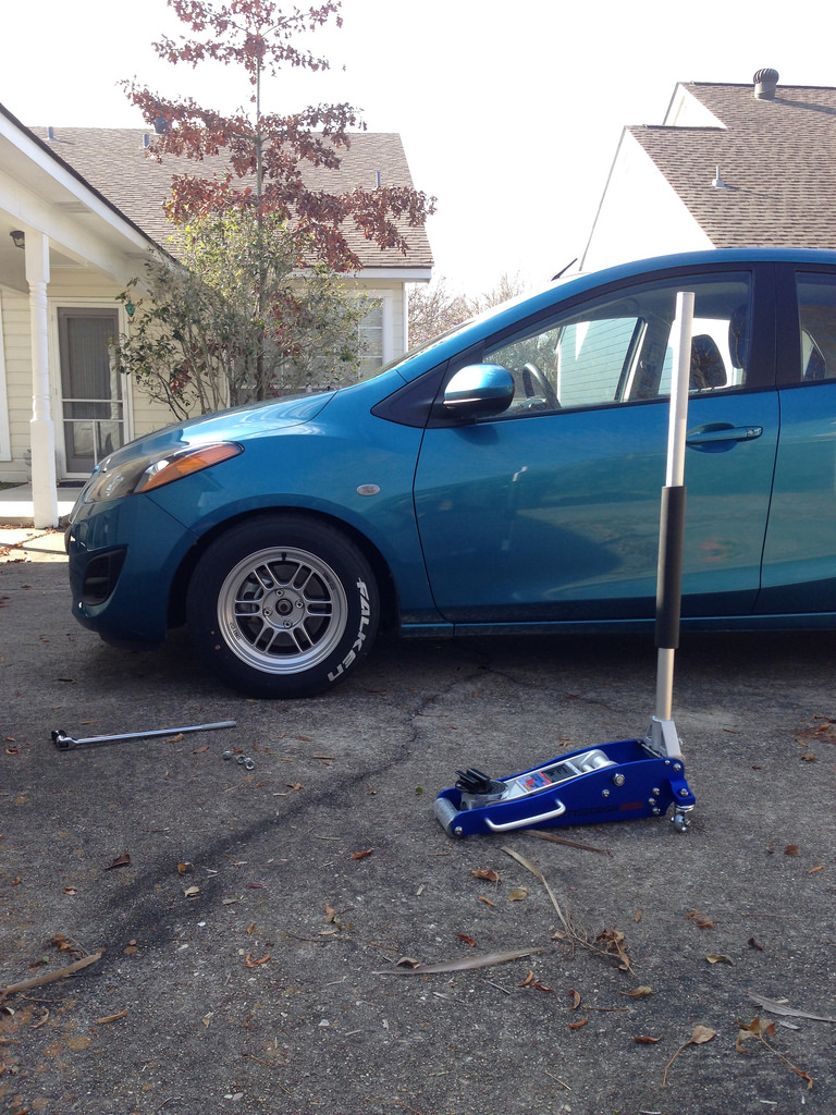 photo 4 Mazda Mazda2 custom wheels Enkei RPF1  14x7.0, ET +19, tire size 195/60 R14. x ET