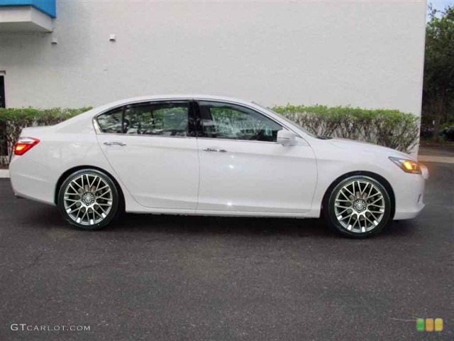 photo 1 Honda Accord custom wheels Momo  Revenge 19x8.5, ET +30, tire size X R19. x ET