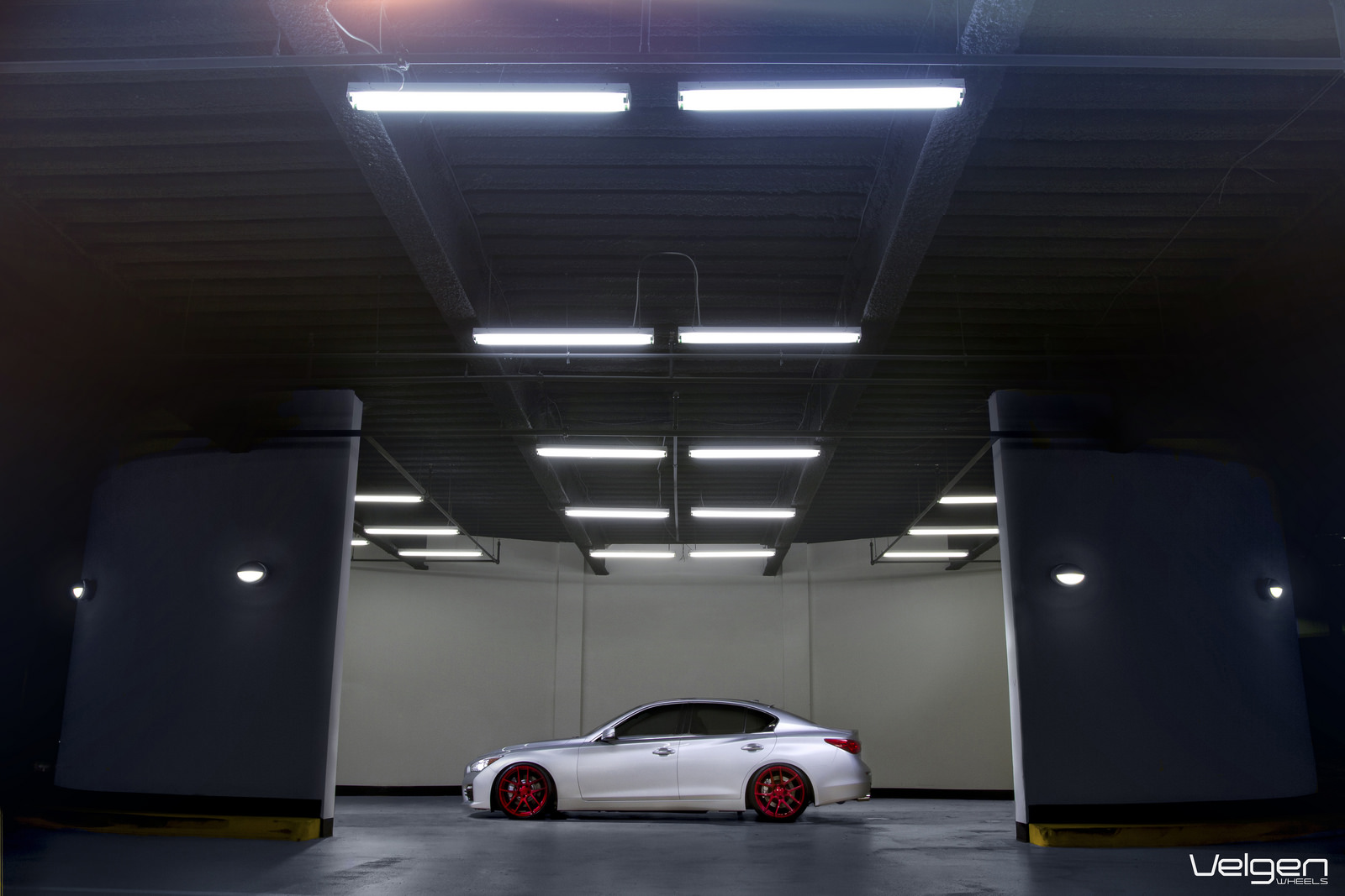photo 2 Infiniti Q50 custom wheels Velgen VMB5 20x9.0, ET +20, tire size 255/30 R20. 20x10.5 ET+45 285/30 R20