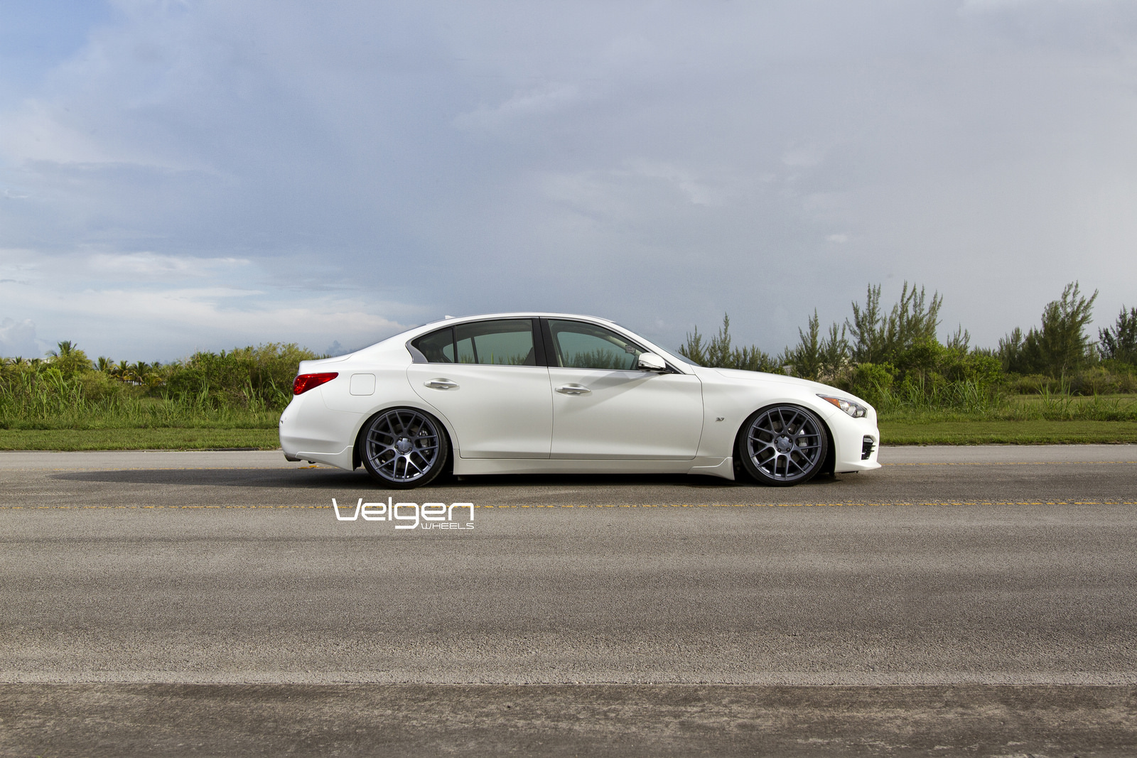 photo 2 Infiniti Q50 custom wheels Velgen VMB7 20x9.0, ET +20, tire size 245/30 R20. 20x10.5 ET+45 275/30 R20