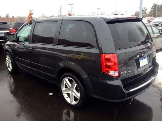 photo 2 Dodge Grand Caravan custom wheels OEM Grand Cherokee 20x9.0, ET +10, tire size 245/45 R20. x ET 