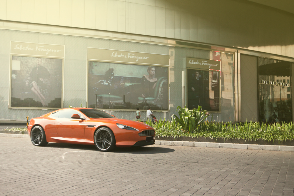 photo 3 Aston Martin Virage custom wheels Modulare   21x9.0, ET , tire size 255/30 R21. 21x10.5 ET 295/25 R21