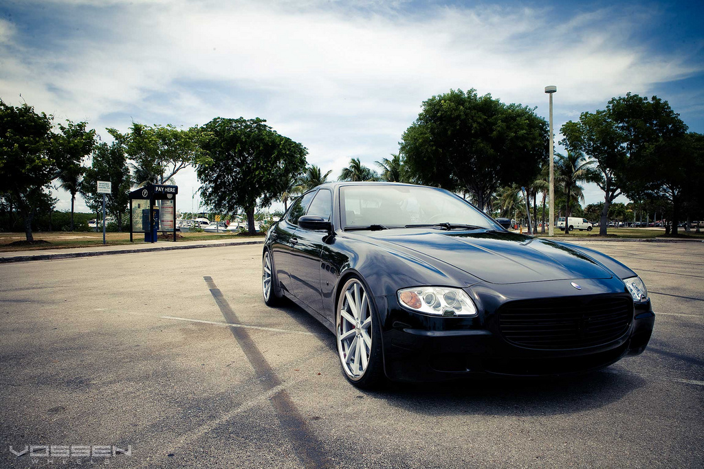 photo 1 Maserati Quattroporte custom wheels Vossen CV1 22x9.0, ET , tire size X R22. 22x10.5 ET 
