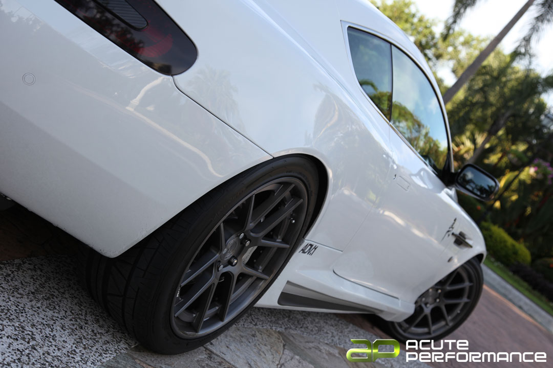 photo 6 Aston Martin DB9 custom wheels Adv.1  20x9.0, ET , tire size 255/35 R20. 20x11.0 ET 295/35 R20