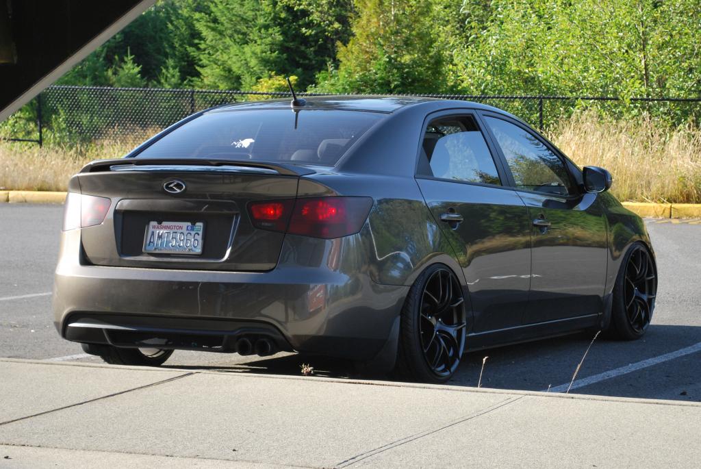 photo 3 Kia Forte custom wheels   18x9.0, ET +40, tire size 215/35 R18. x ET 