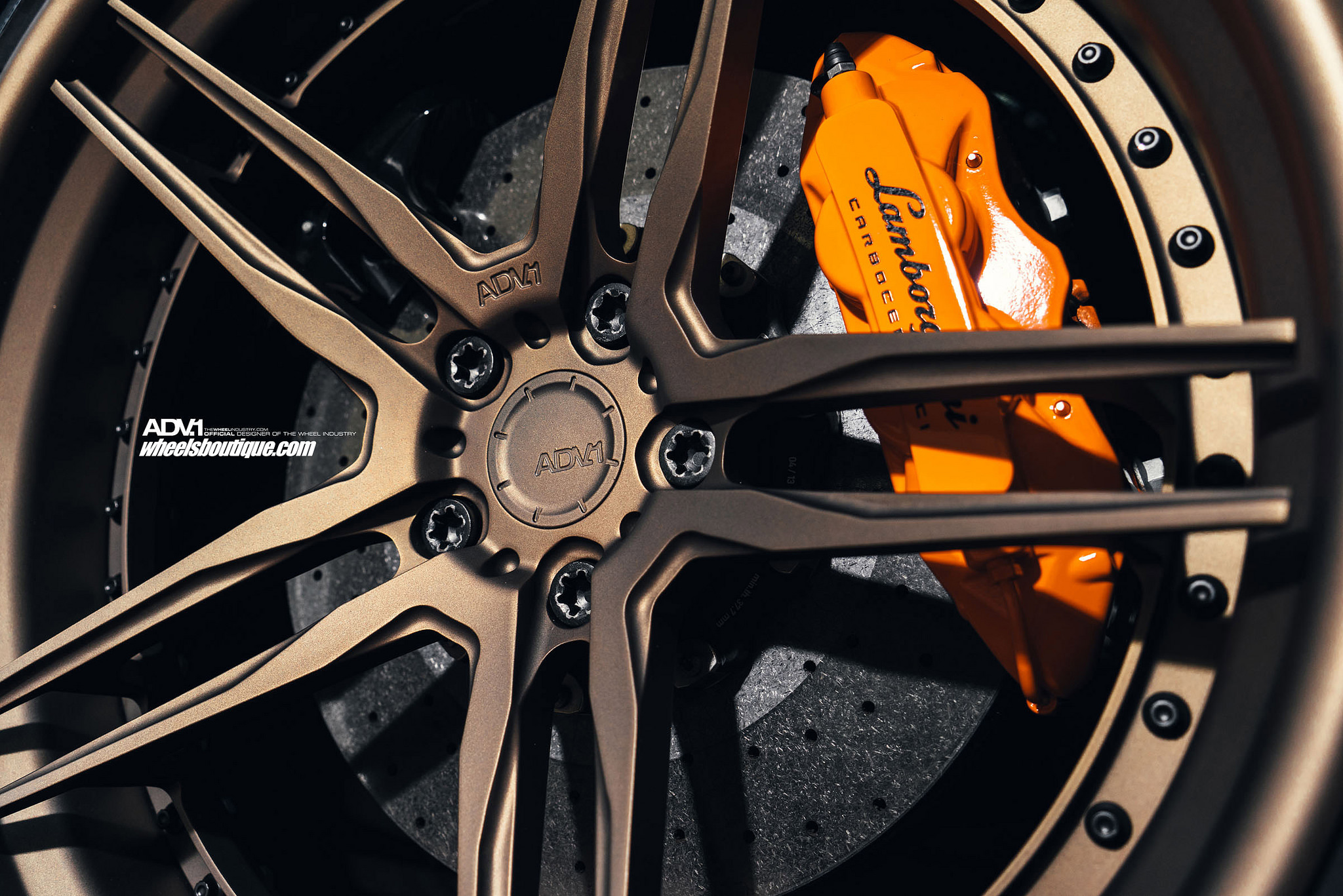 photo 3 Lamborghini Aventador custom wheels   21x9.5, ET , tire size X R21. 22x12.5 ET