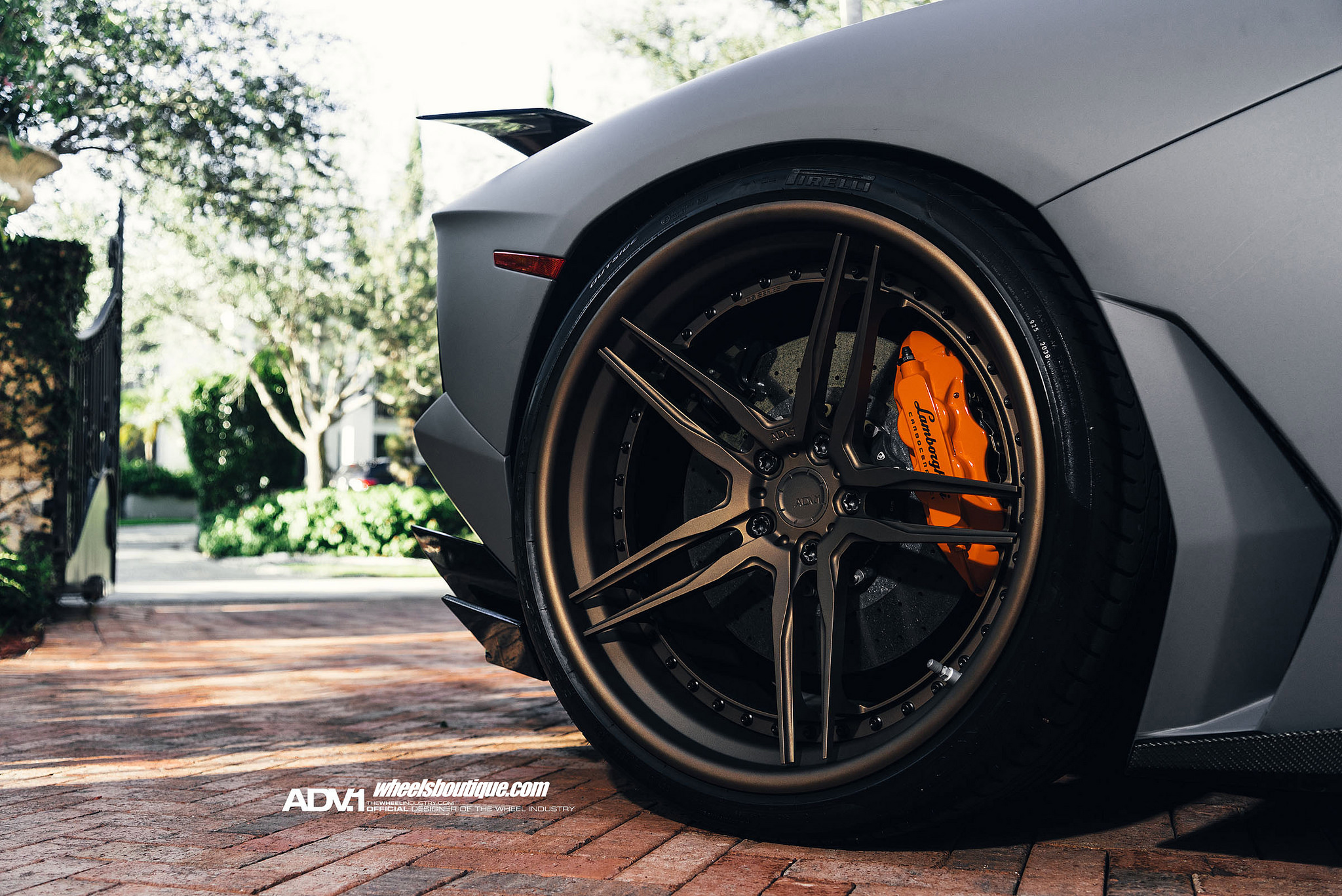 photo 1 Lamborghini Aventador custom wheels   21x9.5, ET , tire size X R21. 22x12.5 ET