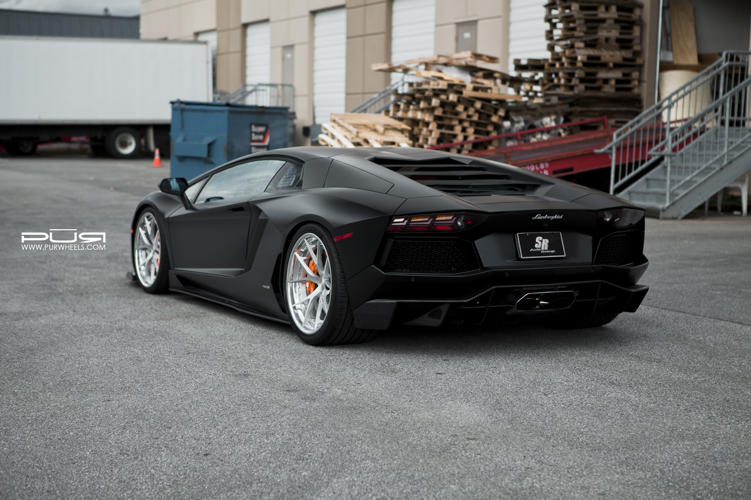 photo 2 Lamborghini Aventador custom wheels PUR LX04 20x9.0, ET , tire size X R20. 21x12.5 ET 