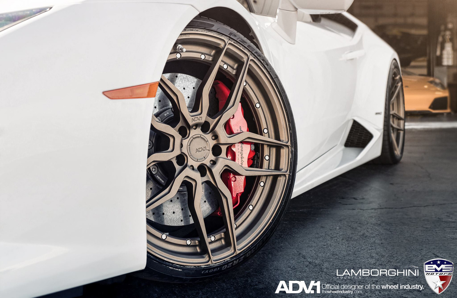 photo 4 Lamborghini Huracan custom wheels ADV1 005 20x9.0, ET , tire size X R20. 20x11.5 ET 