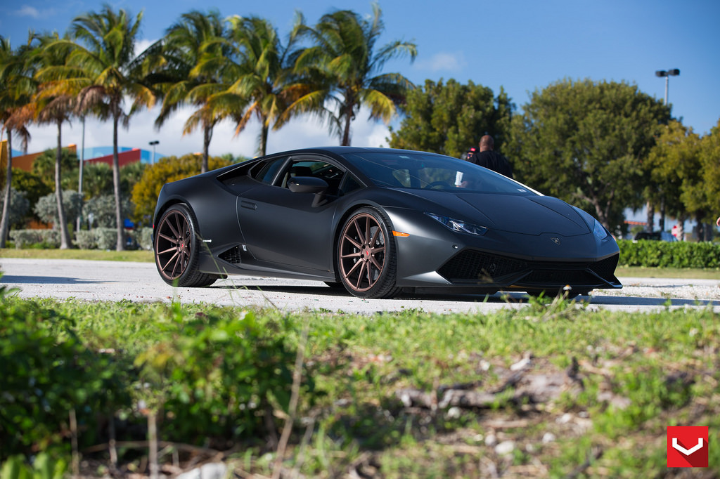 photo 1 Lamborghini Huracan custom wheels Vossen VPS-310 20x9.5, ET , tire size X R20. 21x12.5 ET