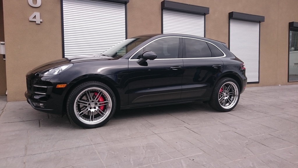 photo 1 Porsche Macan custom wheels Work  GR202 21x9.5, ET +18, tire size 265/40 R21. 21x10.5 ET+12 295/35 R21
