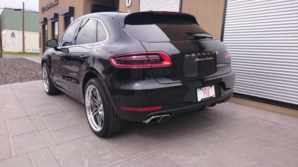 photo 3 Porsche Macan custom wheels Work  GR202 21x9.5, ET +18, tire size 265/40 R21. 21x10.5 ET+12 295/35 R21
